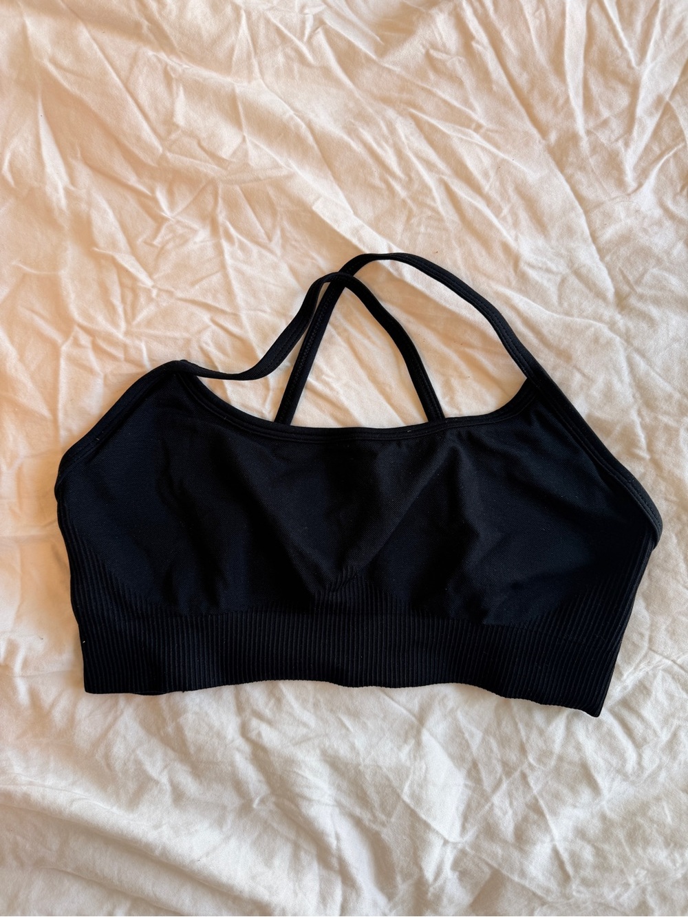 Black Strappy Seamless sportsbra